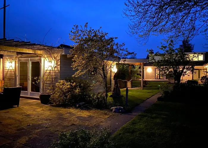 De Nieuwendijk Bed & Breakfast *